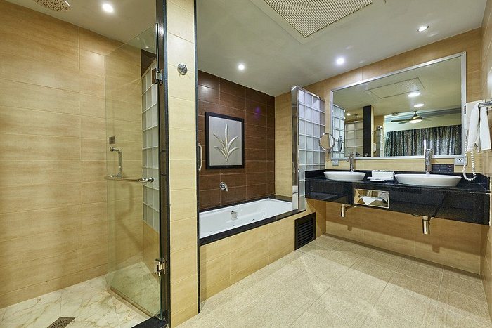 Hotel Riu Palace Macao — Bathroom