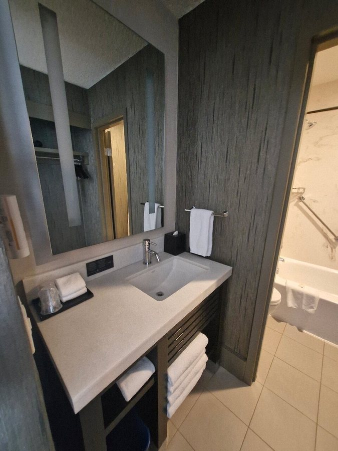 Hotel Riu Plaza Fisherman s Wharf San Francisco California — Bathroom