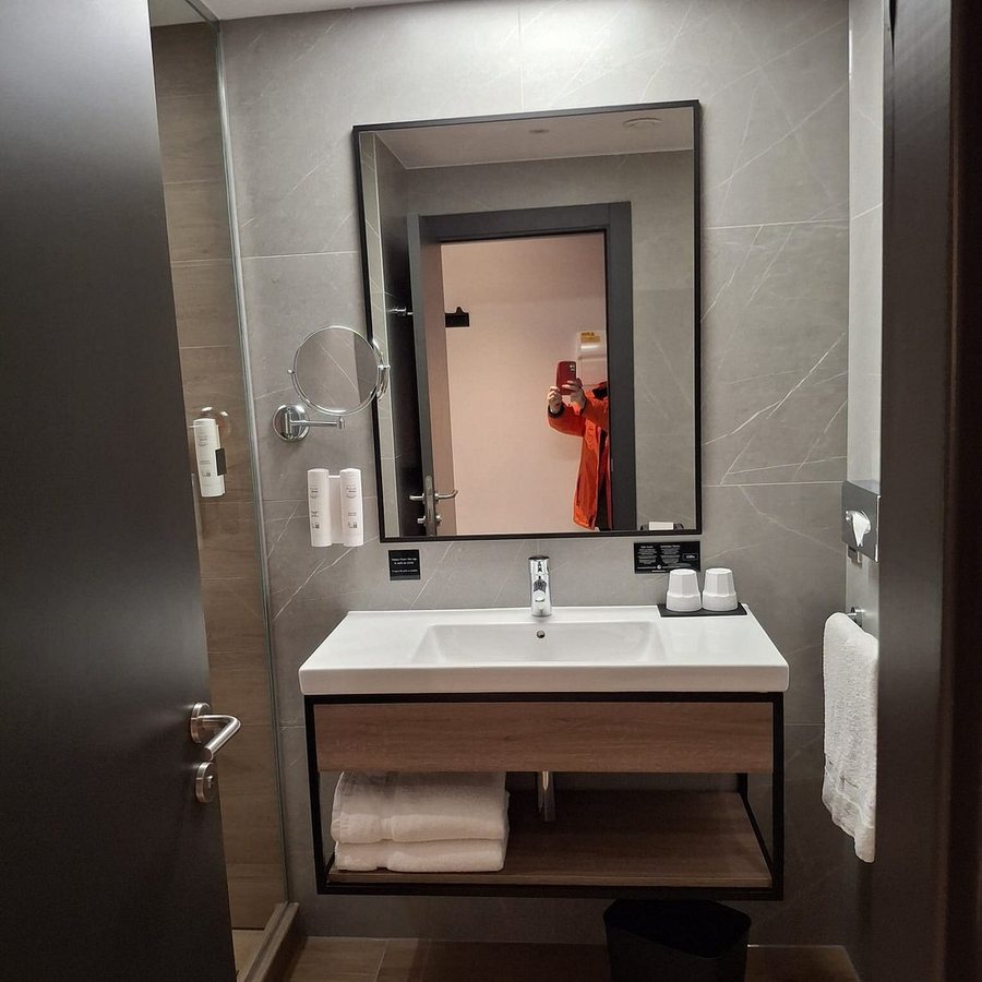 Hotel Riu Plaza London The Westminster — Bathroom