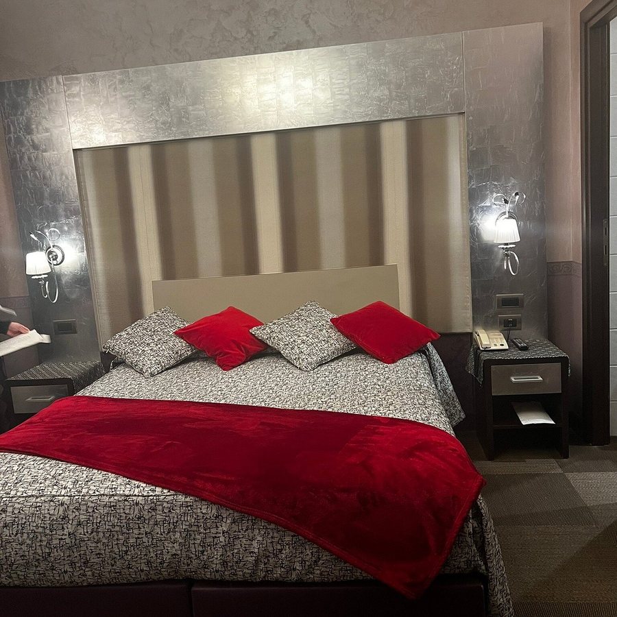 Hotel Romano — Guest room