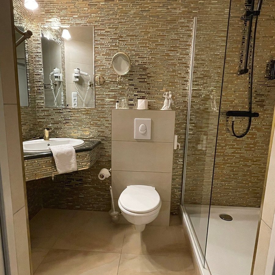 Hotel Rotdorn — Bathroom