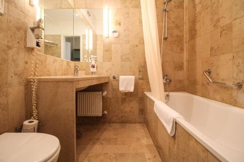 Hotel Sachsenhof — Bathroom