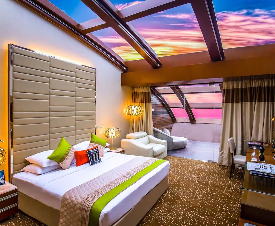 Hotel Sahara Star — Guest room