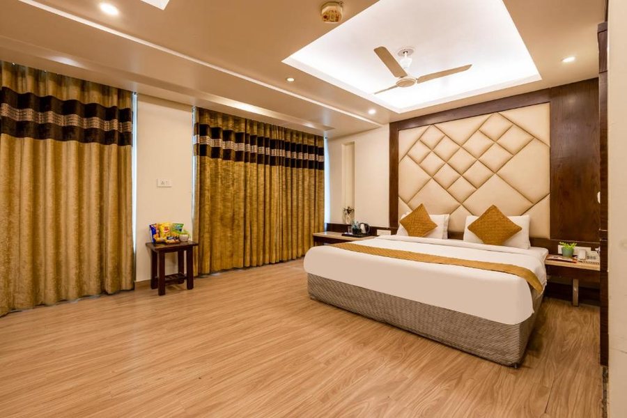 Hotel Sai Miracle — Guest room