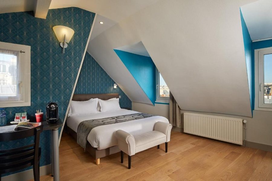 Hotel Saint Martin Bastille — Guest room