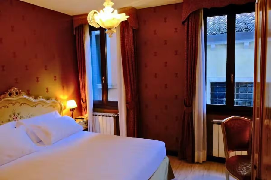 Hotel San Gallo — Guest room