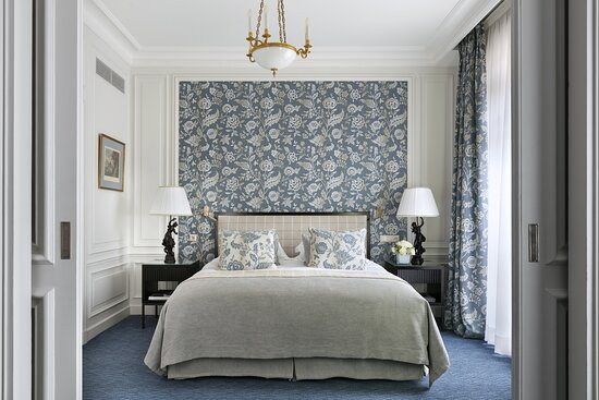 Hotel San Regis — Guest room