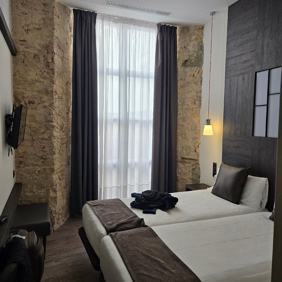 Hotel Sant Agusti Barcelona Catalonia — Guest room