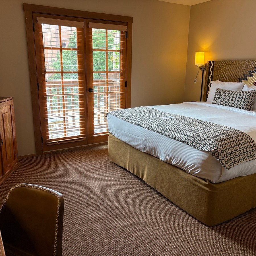 Hotel Santa Fe The Hacienda Spa Santa Fe New Mexico — Guest room