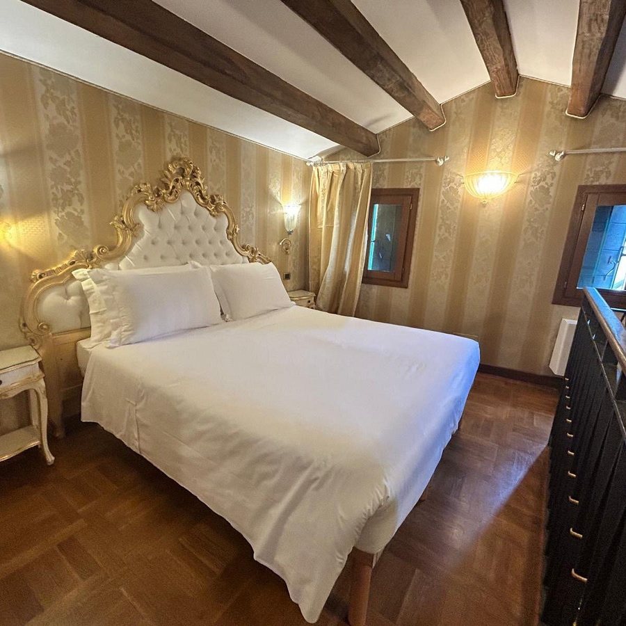 Hotel Savoia Jolanda — Guest room