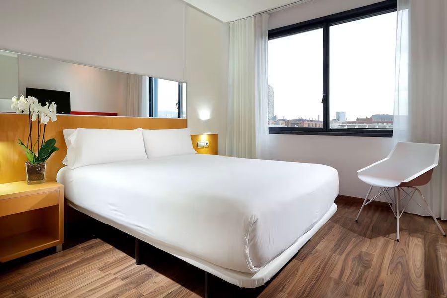 Hotel SB Icaria Barcelona Catalonia — Guest room