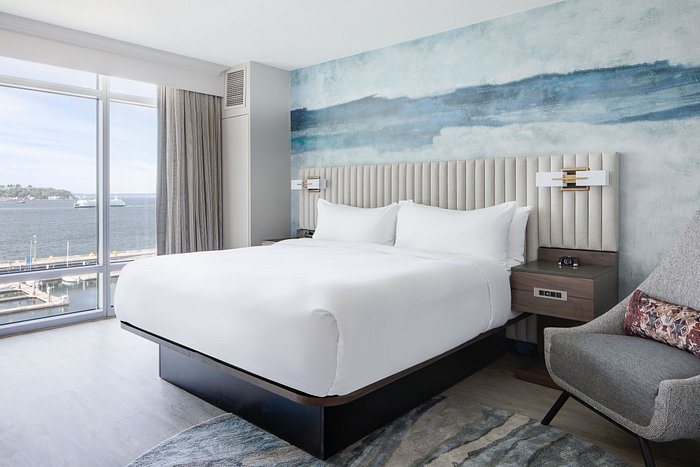 Hotel Seattle — Guest room