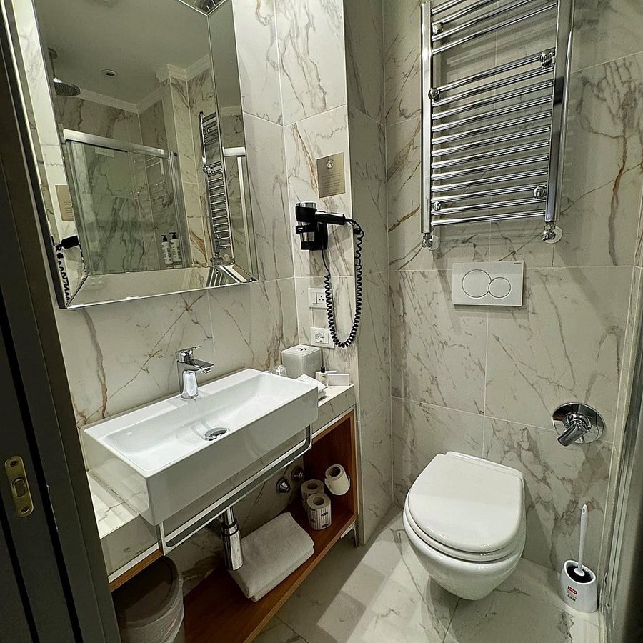 Hotel Smeraldo — Bathroom