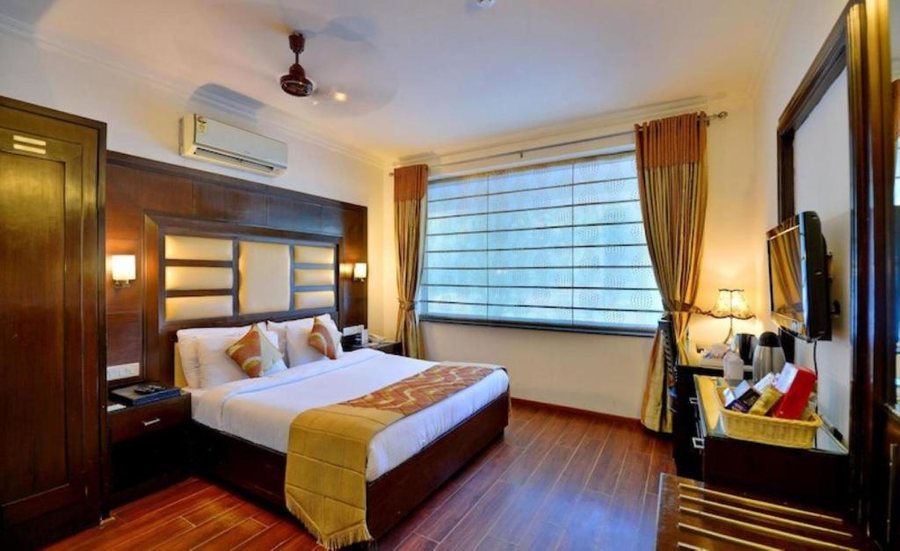 Hotel Southgate — Guest room