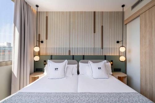 Hotel Spa Villa Olimpica Suites Barcelona Catalonia — Guest room