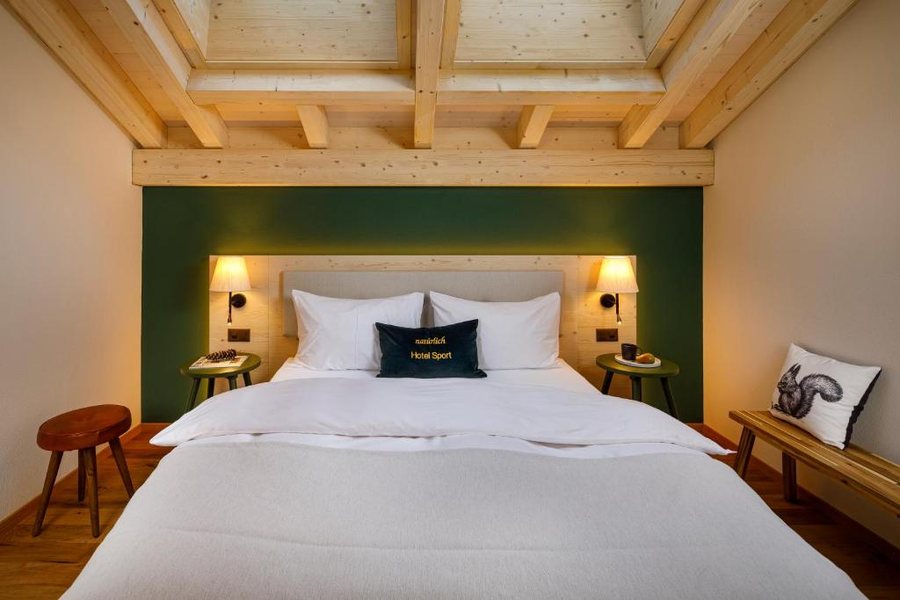 Hotel Sport Klosters — Guest room