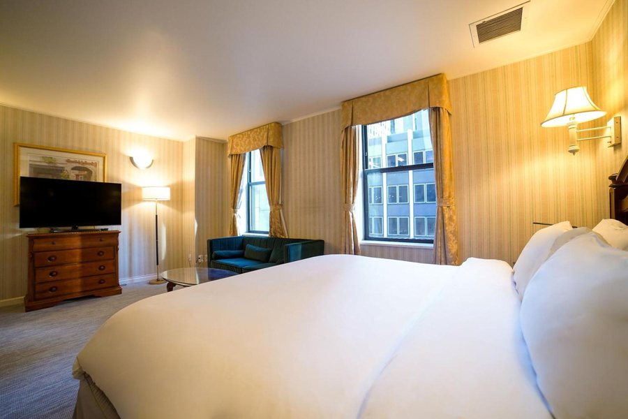 Hotel Stanford New York City New York — Guest room