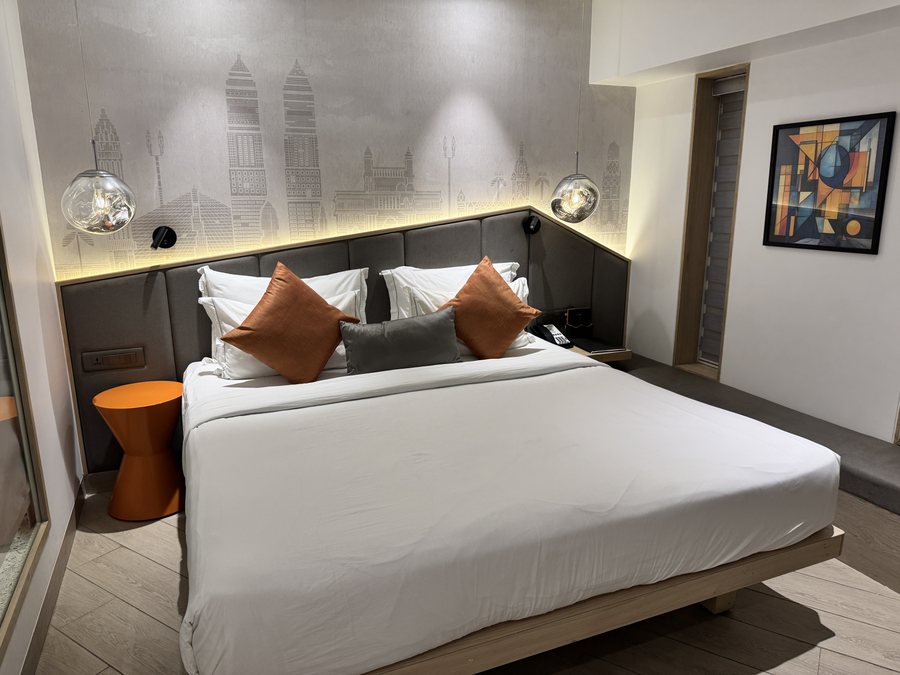 Hotel Suncity Residency — Guest room