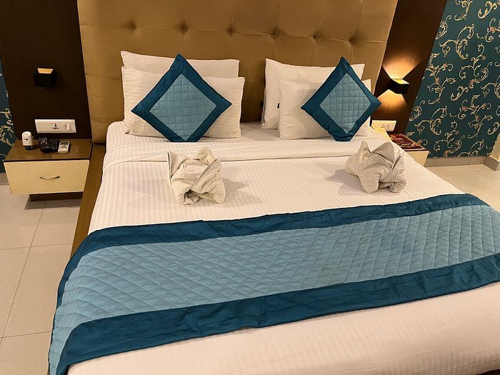 Hotel Surya International — Guest room