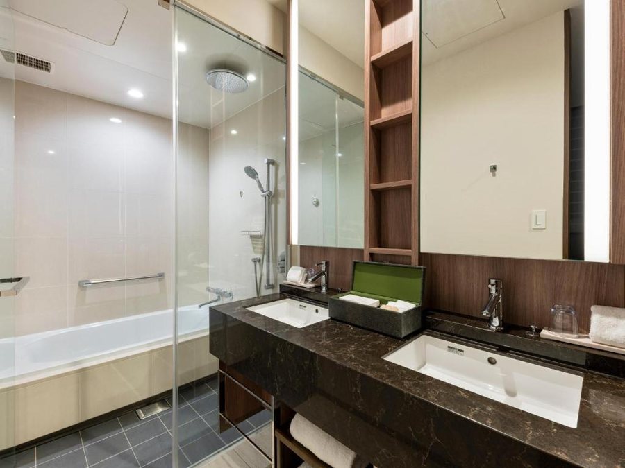 Hotel The Celestine Tokyo Shiba — Bathroom
