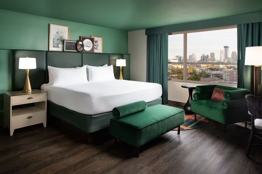 Hotel Tonnelle New Orleans A Tribute Portfolio Hotel — Guest room
