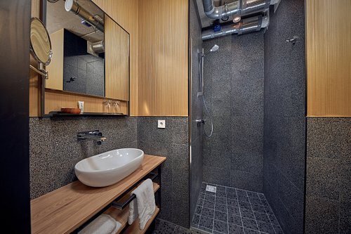 Hotel tourist inn — Bathroom