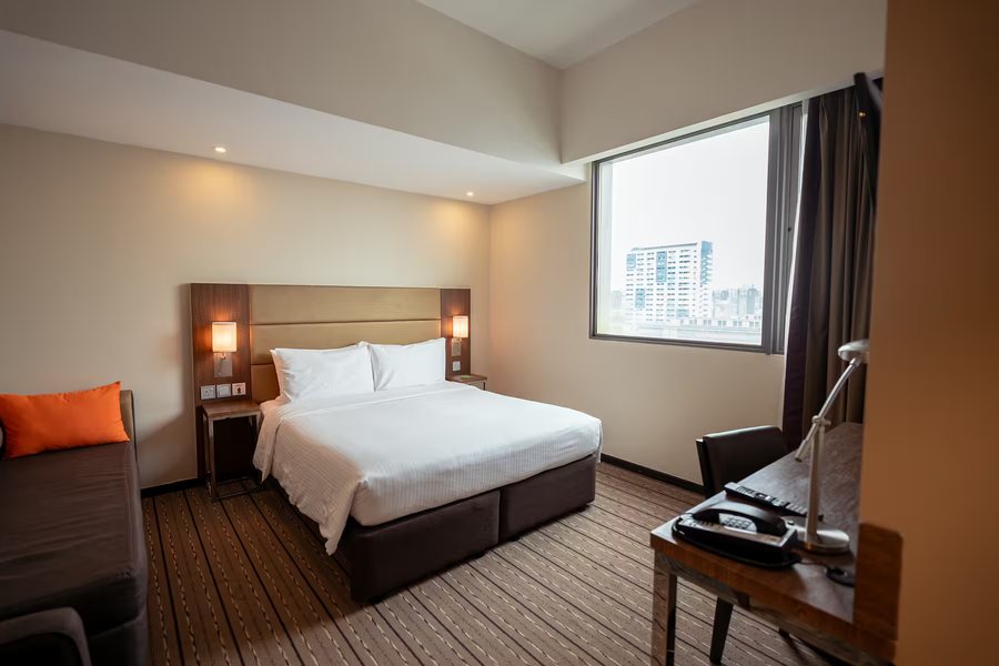 Hotel Traveltine Downtown Singapore Trademark Collection by Wyndham — Guest room