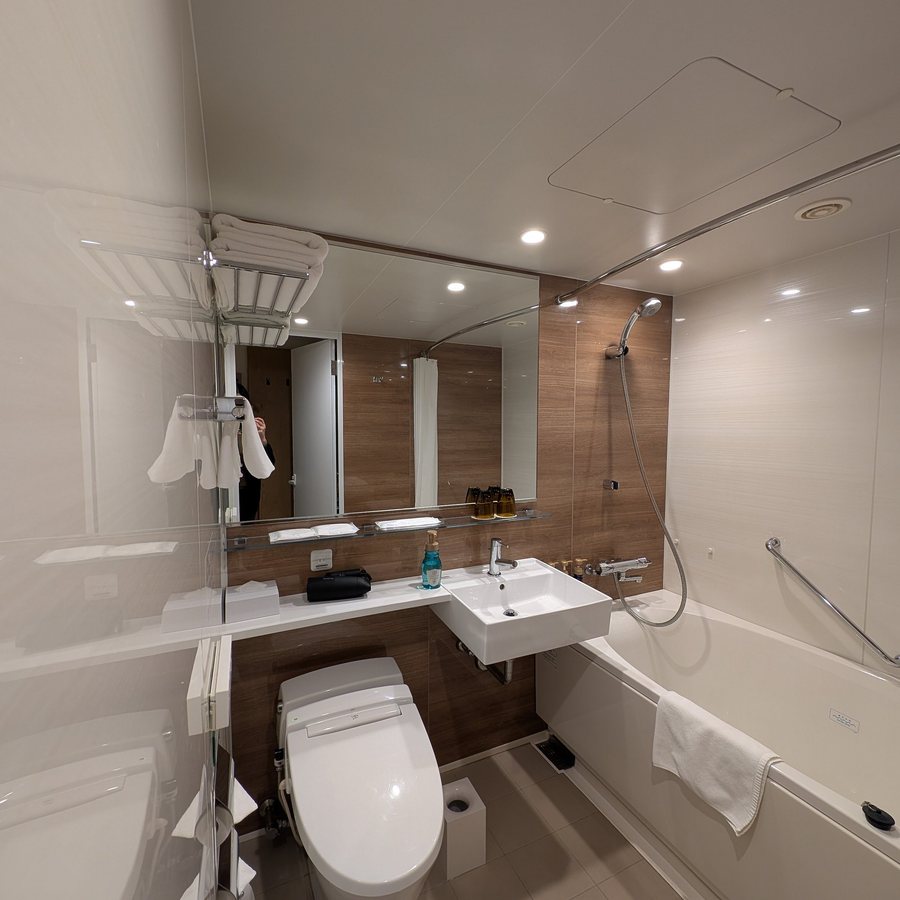 Hotel Traveltine Kyoto Kiyamachi — Bathroom
