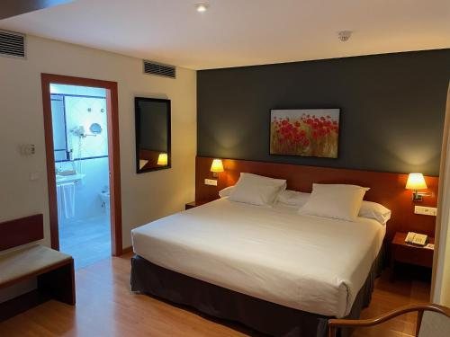 Hotel TRH Ciudad de Baeza — Guest room
