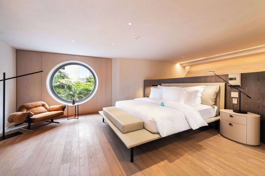 Hotel Unique — Guest room