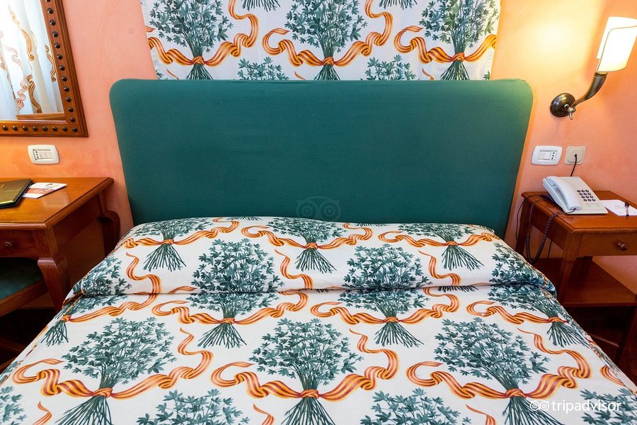 Hotel Vecchio Borgo — Guest room