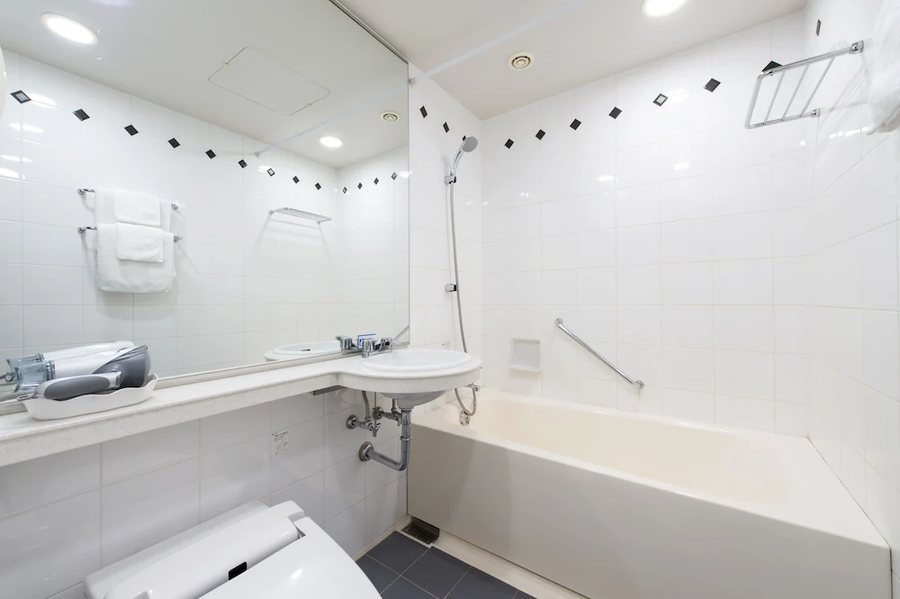 Hotel Villa Fontaine Grand Tamachi — Bathroom