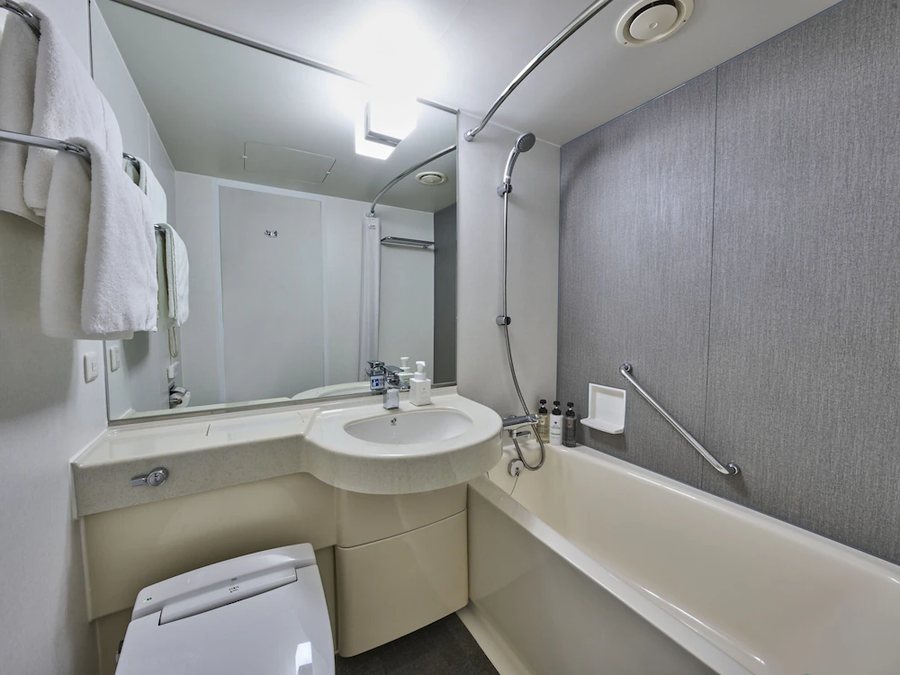 Hotel Villa Fontaine Grand Tokyo Shiodome — Bathroom
