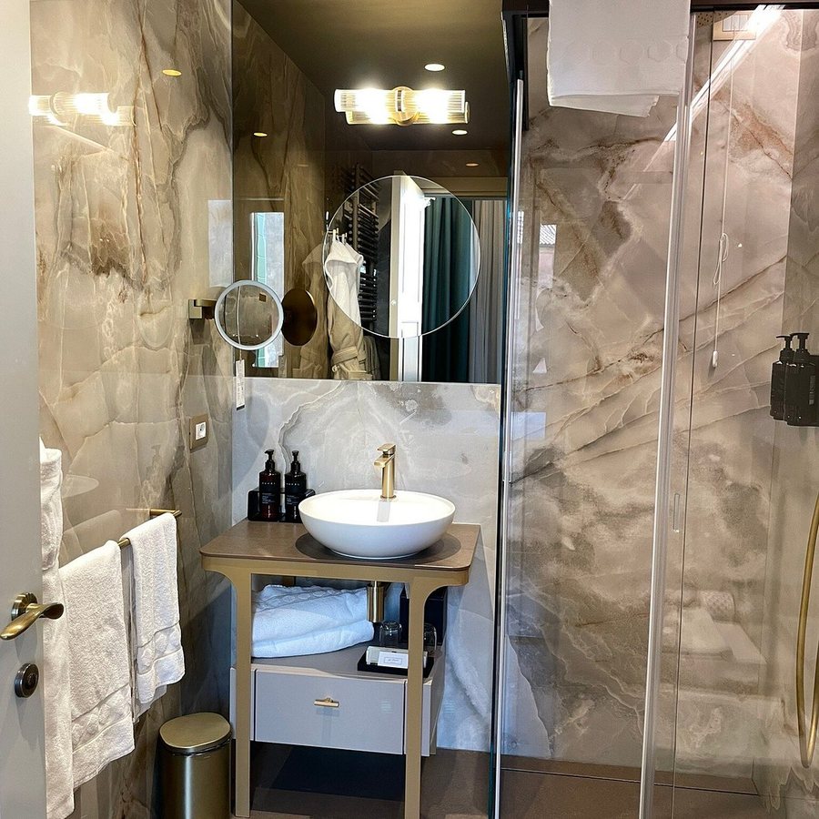 Hotel Villa Viridia — Bathroom