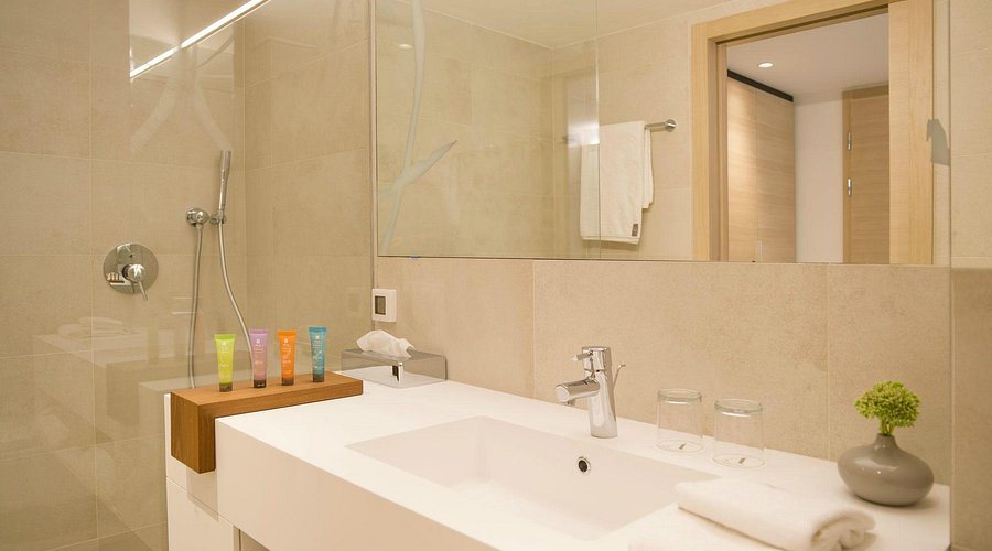 Hotel Vimbula — Bathroom