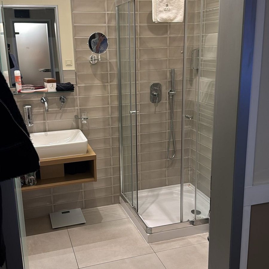 Hotel Vision Budapest Budapest Central Hungary — Bathroom
