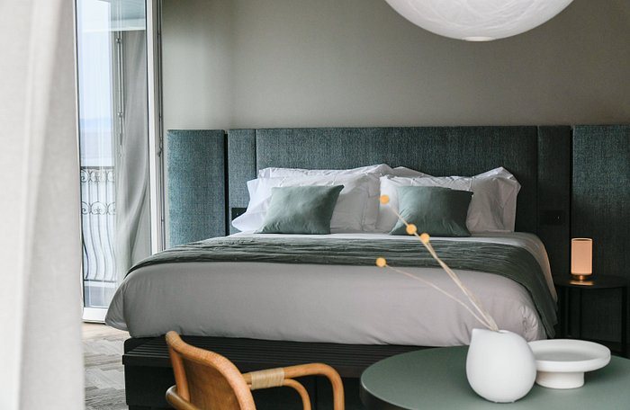 Hotel Windsor — Guest room