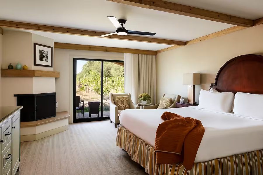 Hotel Yountville — Guest room
