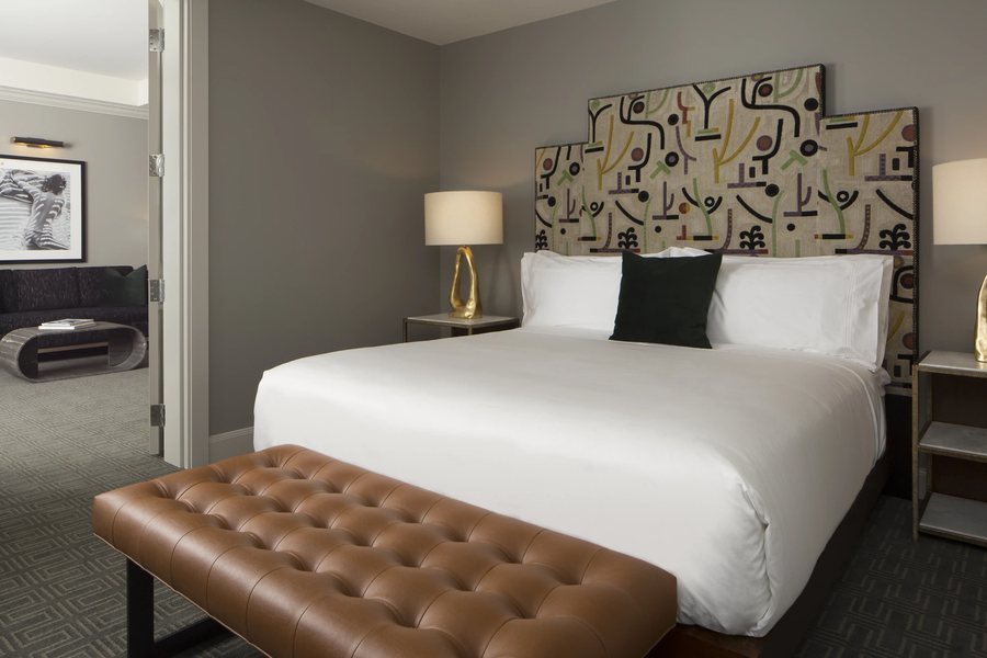 Hotel ZaZa Houston Memorial City — Guest room