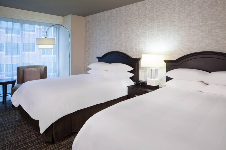Houston Marriott Sugar Land — Guest room