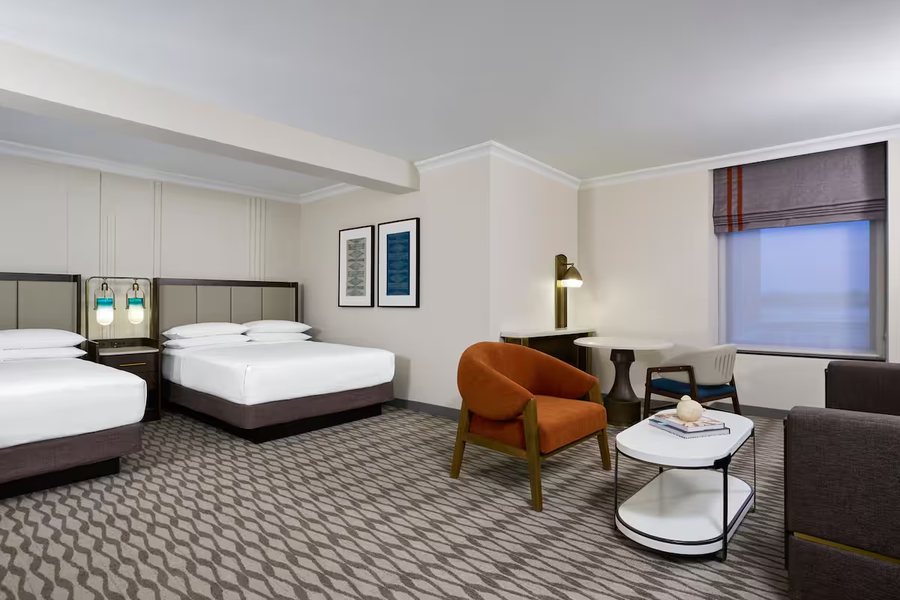 Houston Marriott West Loop by the Galleria — Guest room