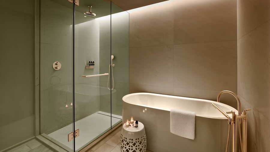 Htop BCN City Hotel Barcelona Catalonia — Bathroom
