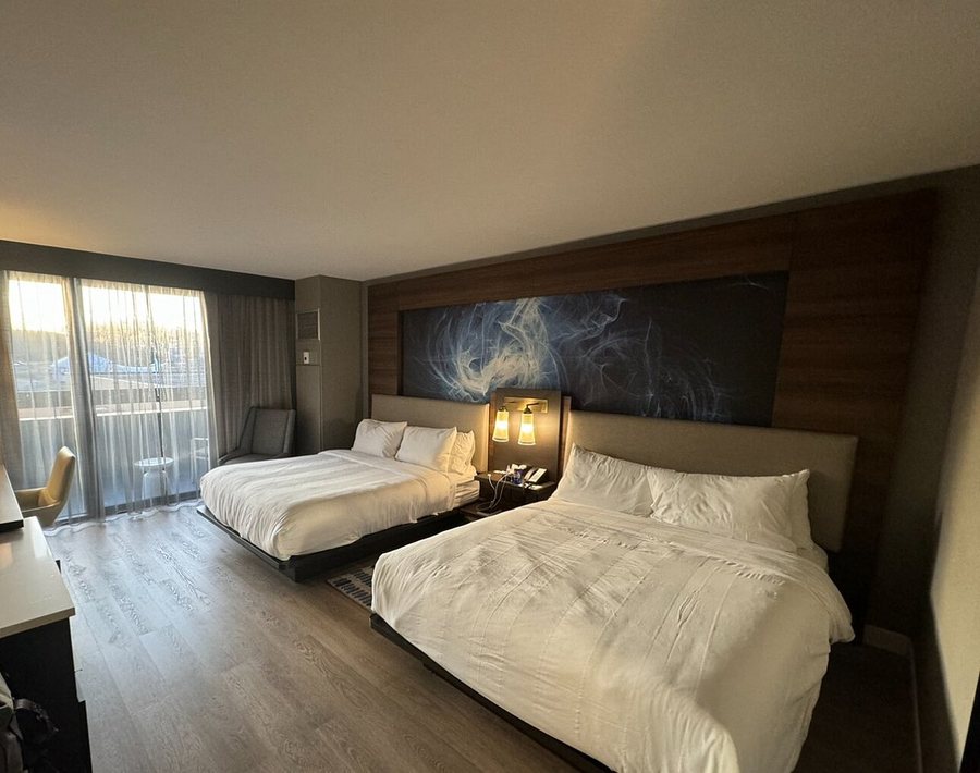 Huntsville Marriott At The Space Rocket Center — Guest room