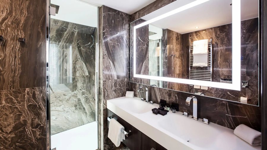 Hyatt Centric Milan Centrale — Bathroom
