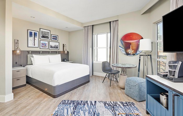 Hyatt Centric The Pike Long Beach — Guest room
