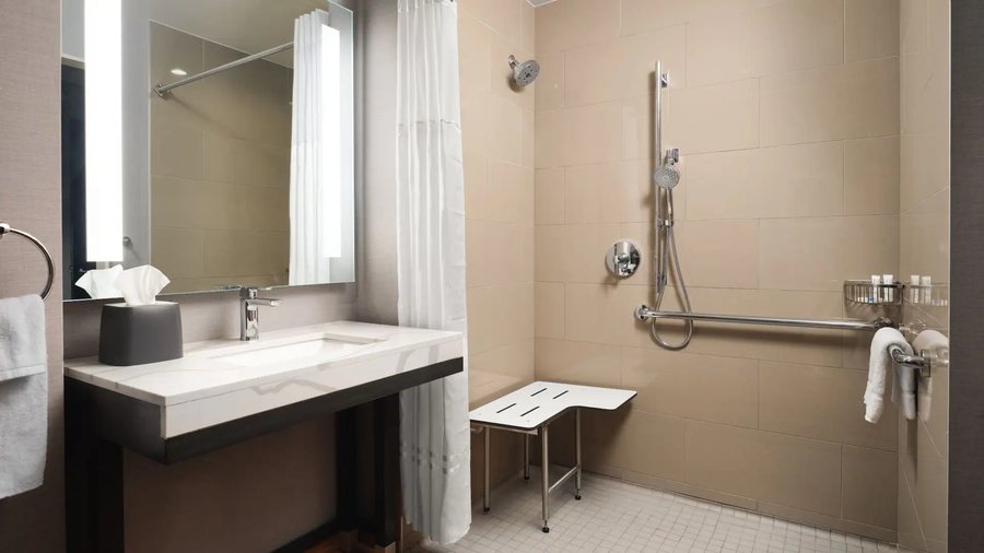 Hyatt House LAX Century Blvd Los Angeles California — Bathroom