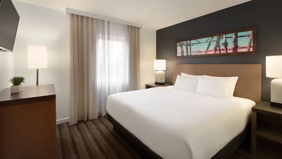Hyatt House Miami Airport Miami Florida — Guest room