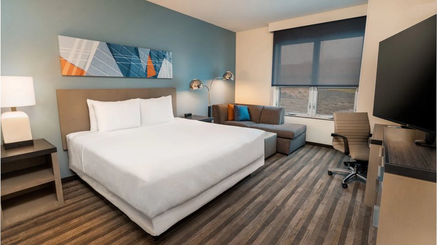 Hyatt House Nashville Franklin Cool Springs — Guest room