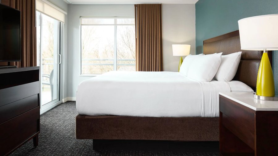 Hyatt House Seattle Redmond — Guest room