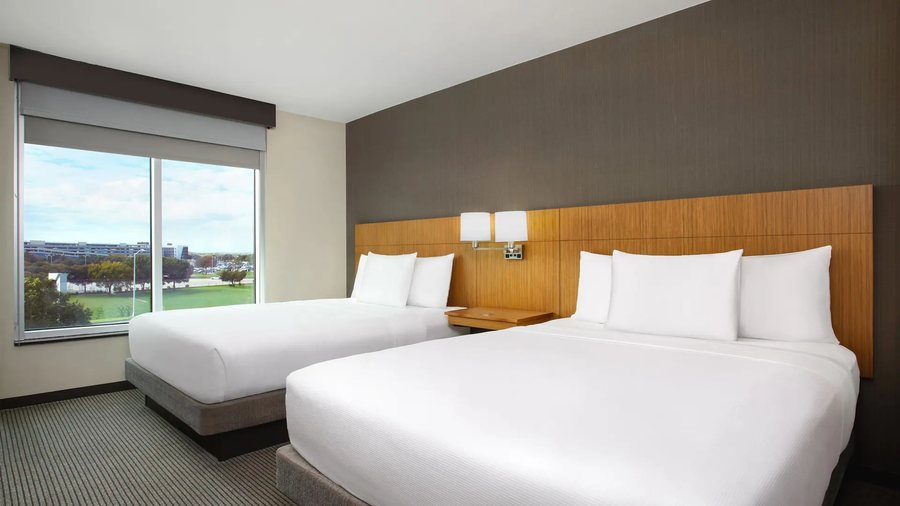 Hyatt Place Austin Airport — Guest room